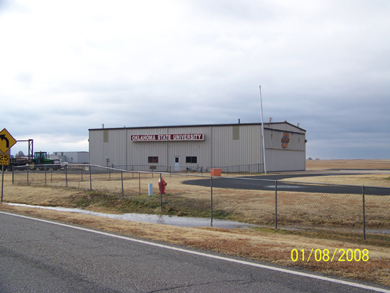 photo of the 711 property